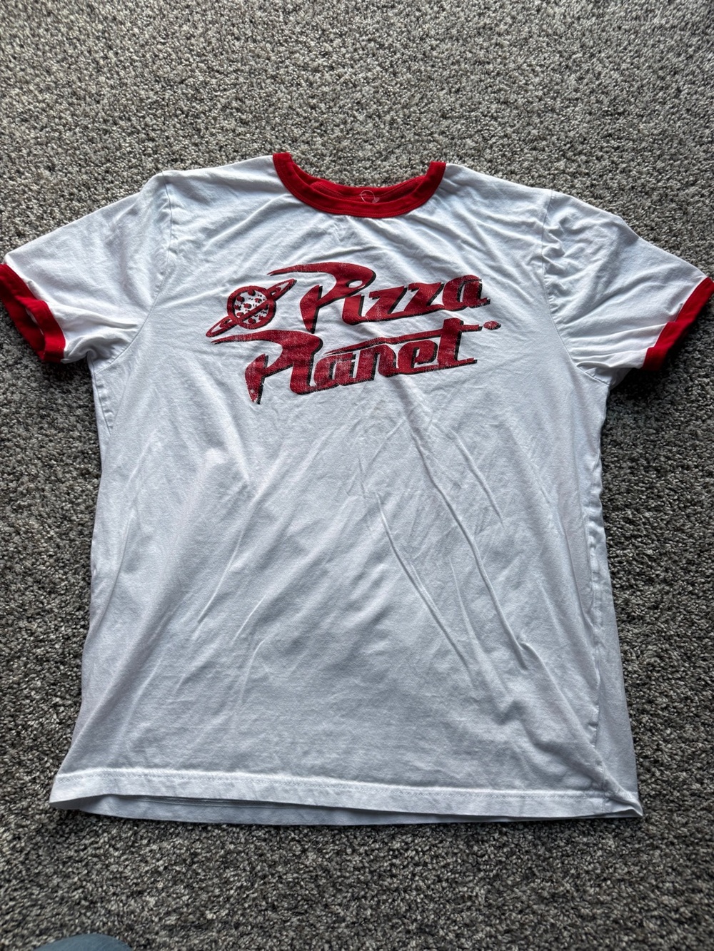 Disney Pixar Toy Story Pizza Planet white t-shirt with red logo, size L